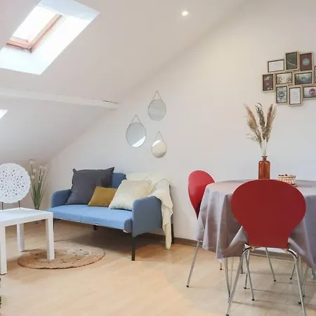 Petit Loft Centre Historique Proche Gare Tgv Apartament *